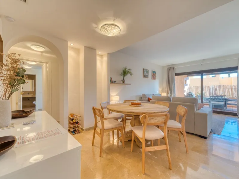 Ground Floor Apartment with Direct Garden Access | La Duquesa