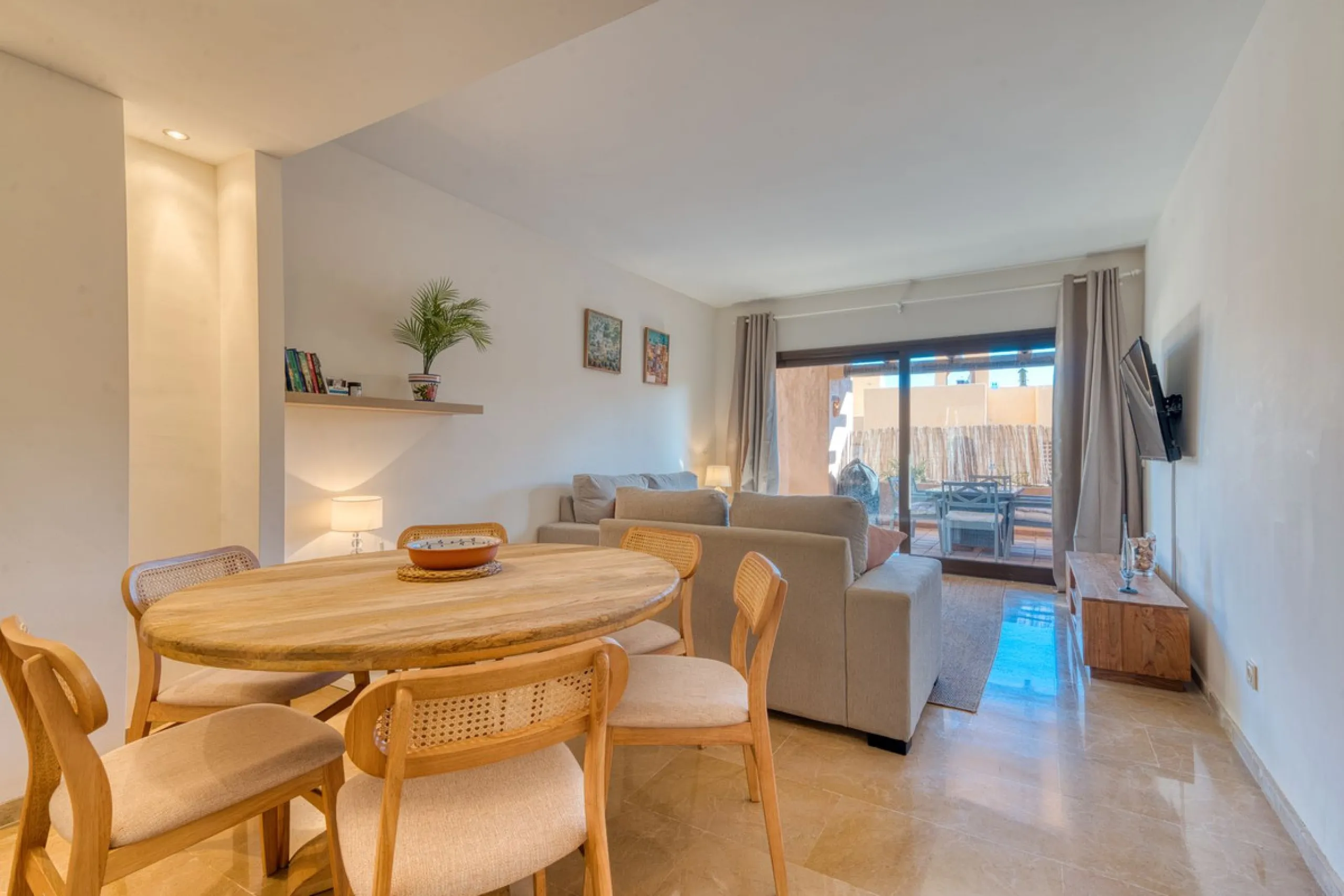 Ground Floor Apartment with Direct Garden Access | La Duquesa