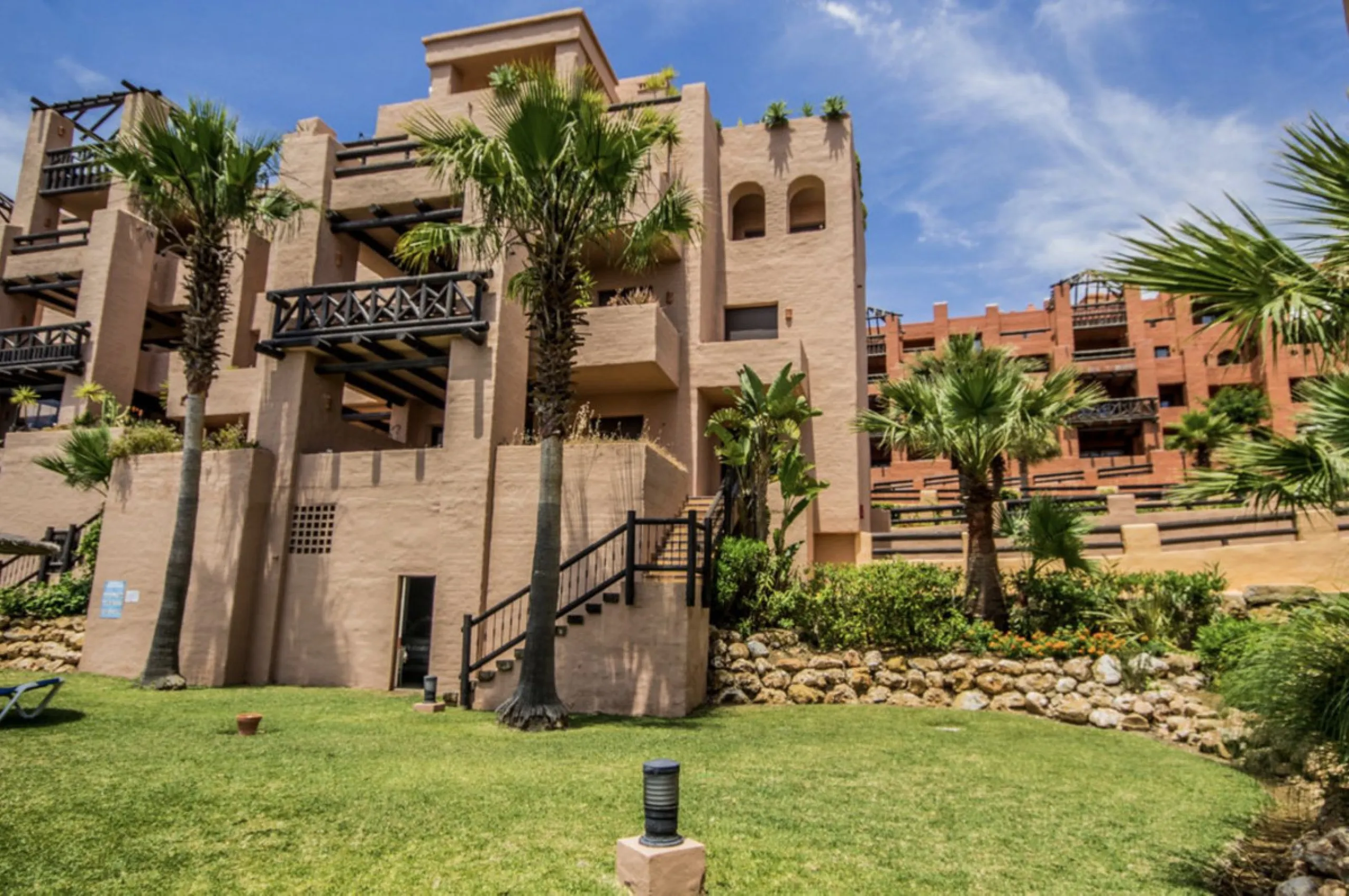 Ground Floor Apartment with Direct Garden Access | La Duquesa