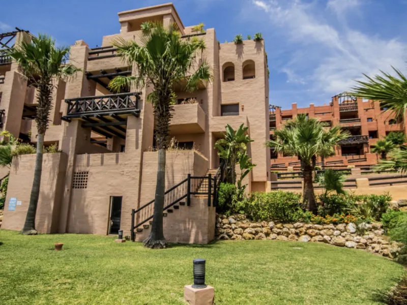 Ground Floor Apartment with Direct Garden Access | La Duquesa