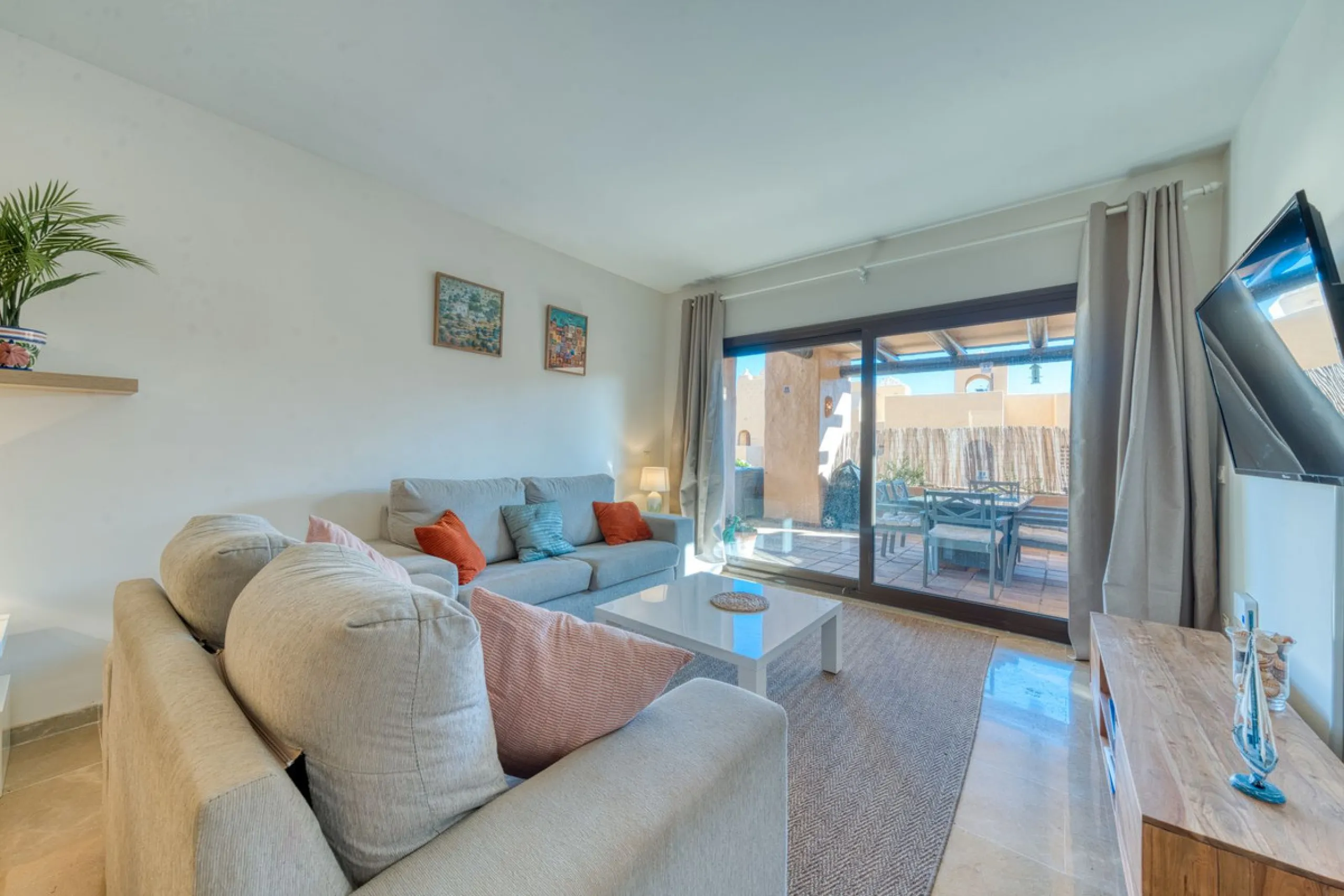 Ground Floor Apartment with Direct Garden Access | La Duquesa