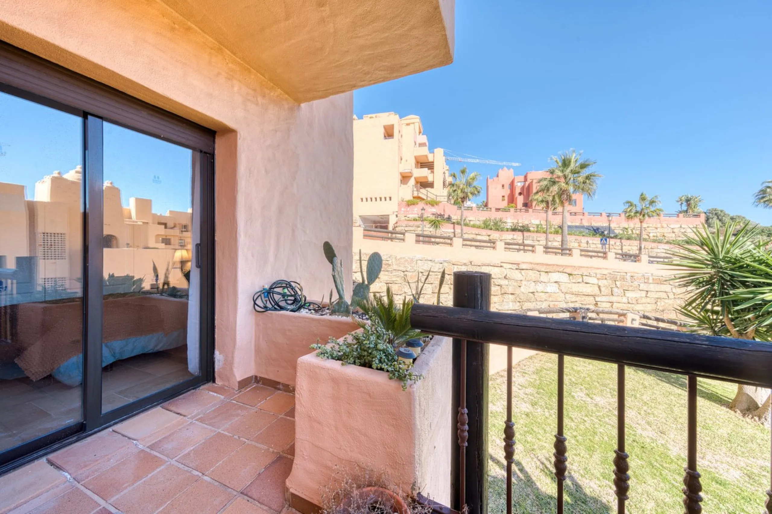Ground Floor Apartment with Direct Garden Access | La Duquesa