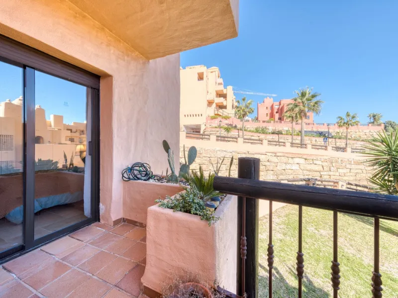 Ground Floor Apartment with Direct Garden Access | La Duquesa