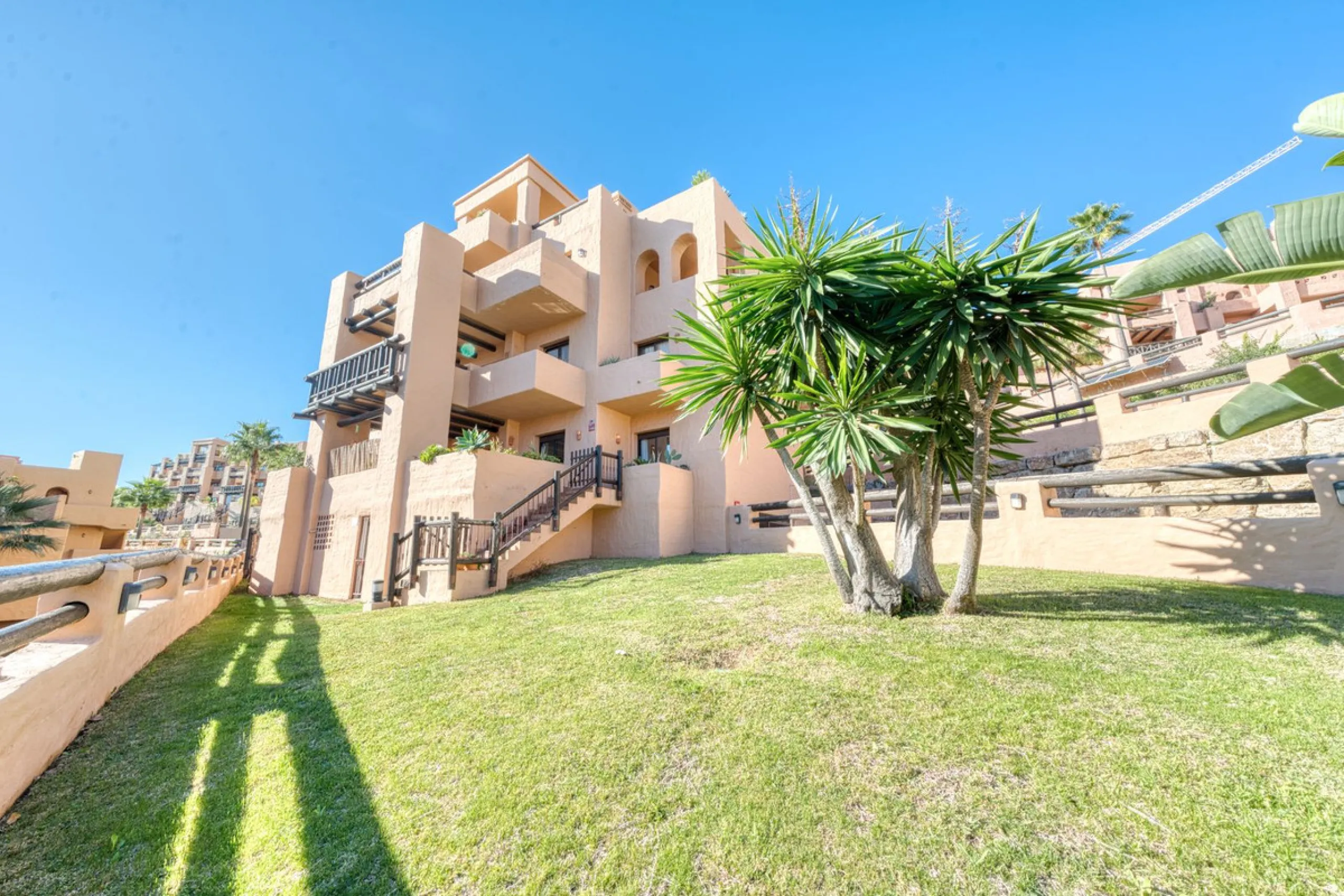 Ground Floor Apartment with Direct Garden Access | La Duquesa