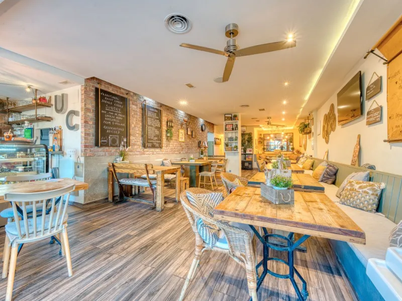 Café/Restaurant Opportunity in the Heart of San Pedro de Alcántara | Costa del Sol