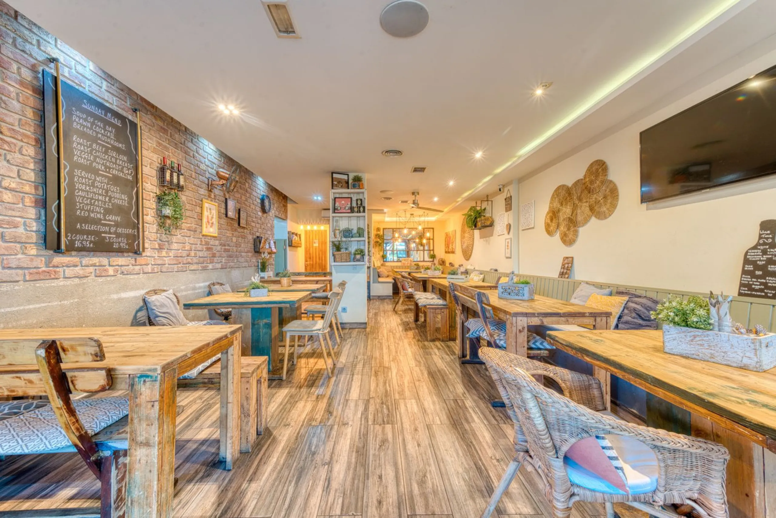Café/Restaurant Opportunity in the Heart of San Pedro de Alcántara | Costa del Sol