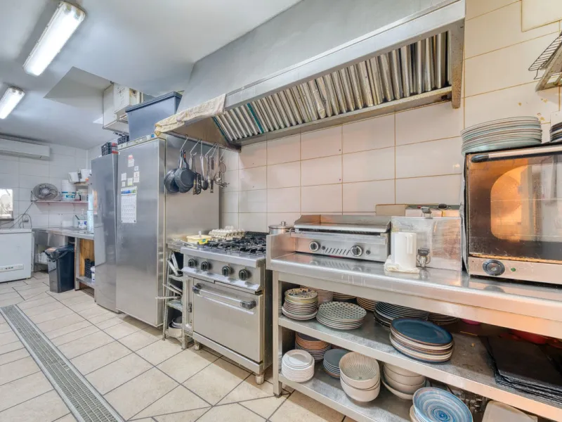 Café/Restaurant Opportunity in the Heart of San Pedro de Alcántara | Costa del Sol