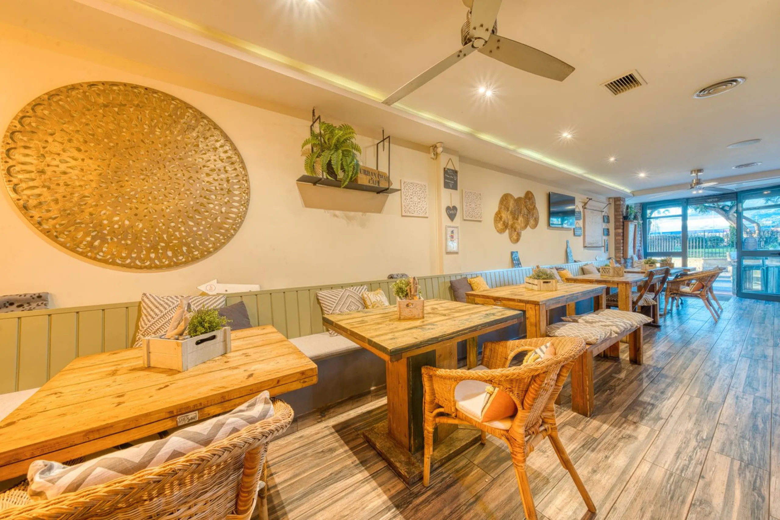Café/Restaurant Opportunity in the Heart of San Pedro de Alcántara | Costa del Sol