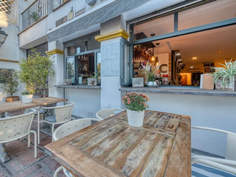 Café/Restaurant Opportunity in the Heart of San Pedro de Alcántara | Costa del Sol