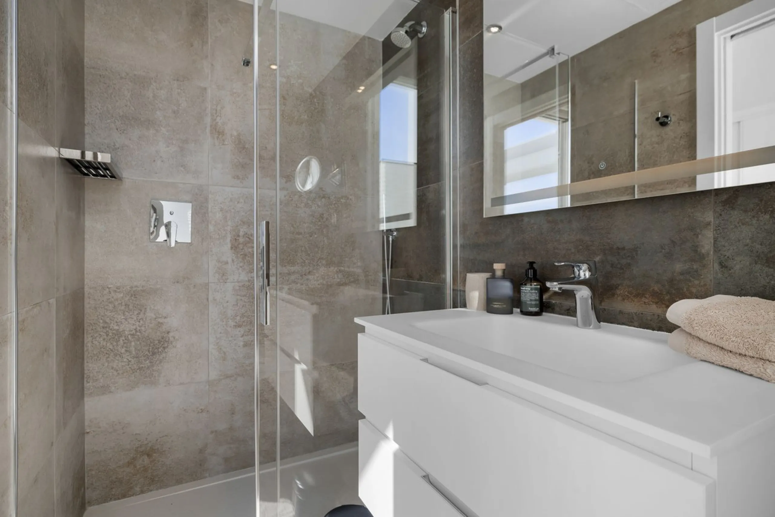 House - Detached Villa в продаже в Mijas, Málaga. В доме 3 спален и 3 ванных комнат. Площадь дома 163 м²