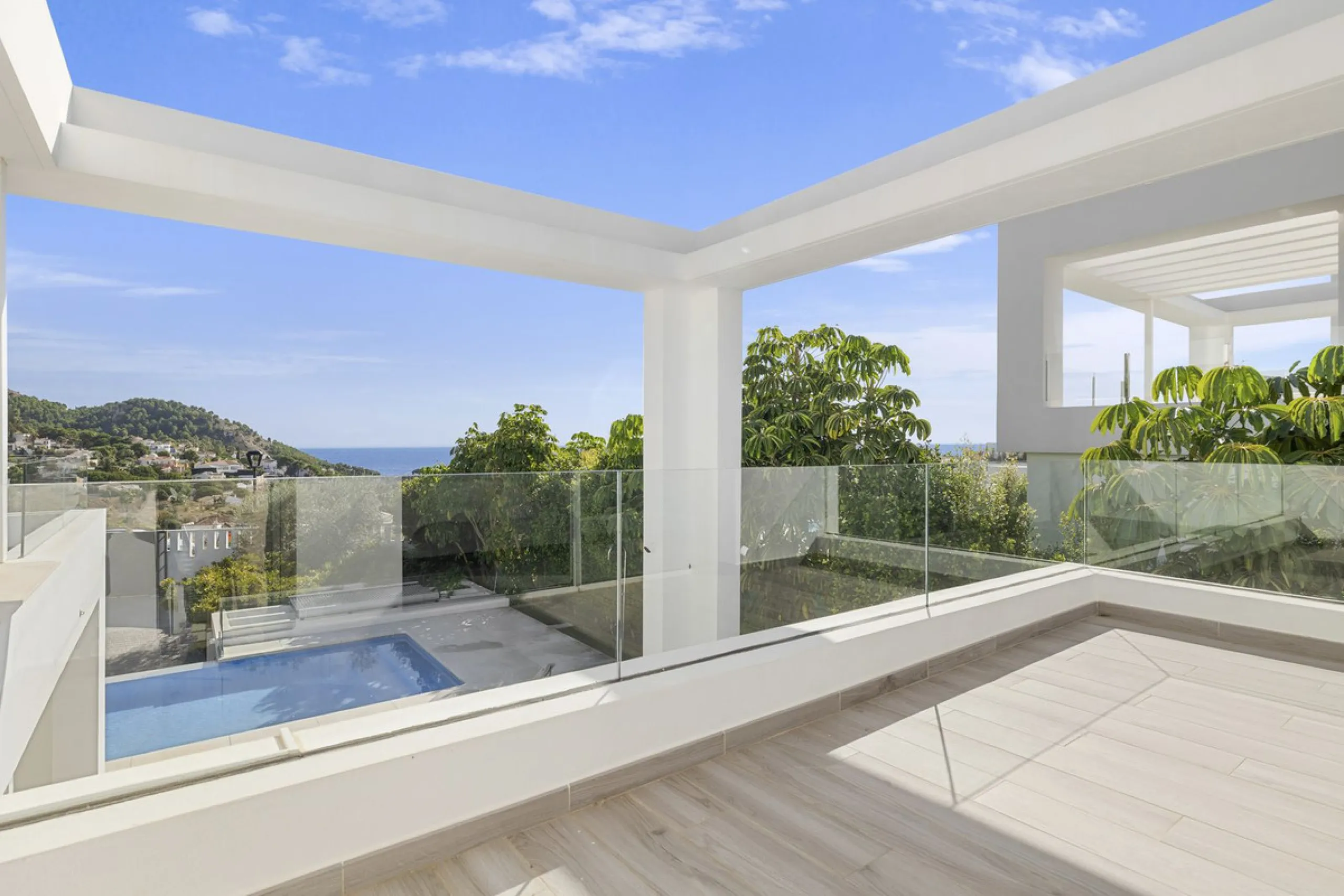 House - Detached Villa в продаже в Mijas, Málaga. В доме 3 спален и 3 ванных комнат. Площадь дома 163 м²