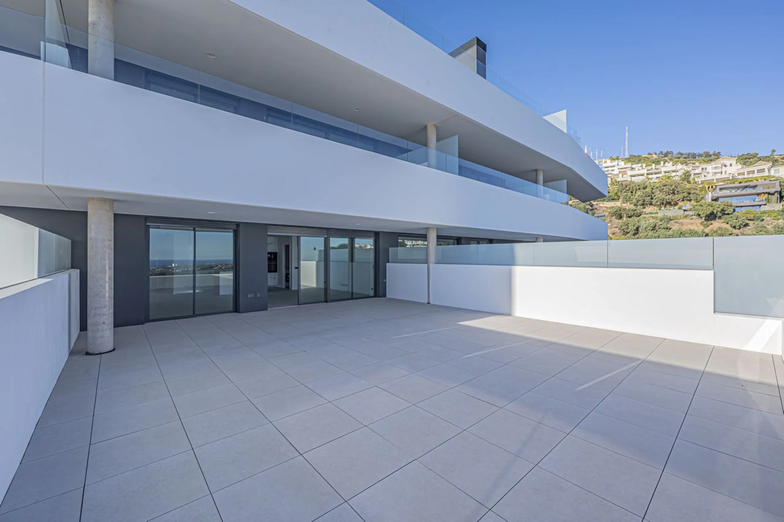 CONTEMPORARY PROPERTY WITH SEA VIEWS IN MARBELLA