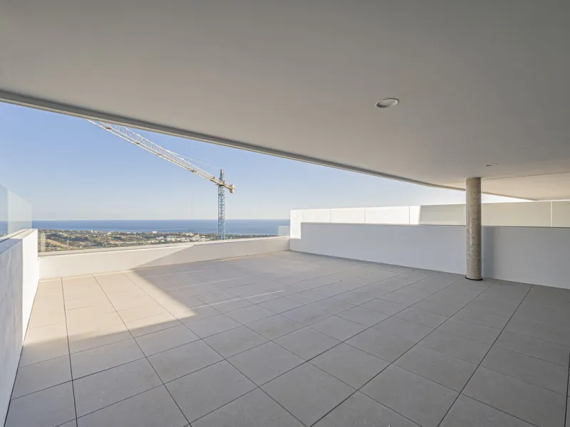 CONTEMPORARY PROPERTY WITH SEA VIEWS IN MARBELLA