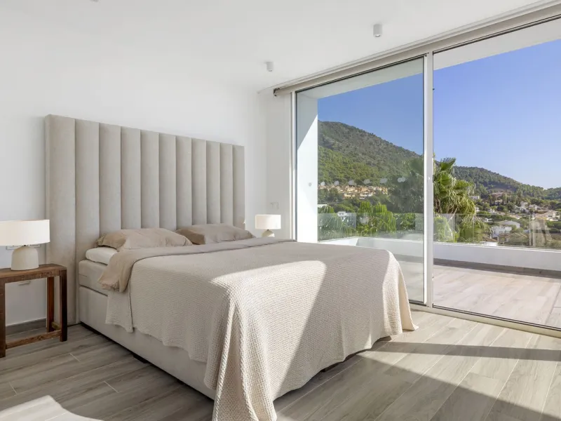 House - Detached Villa в продаже в Mijas, Málaga. В доме 3 спален и 3 ванных комнат. Площадь дома 163 м²