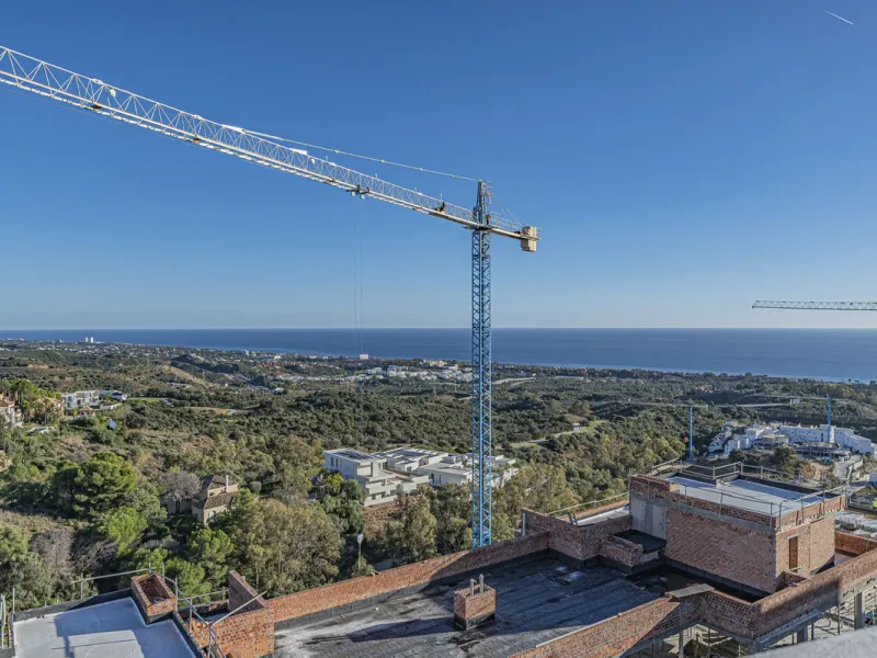 CONTEMPORARY PROPERTY WITH SEA VIEWS IN MARBELLA