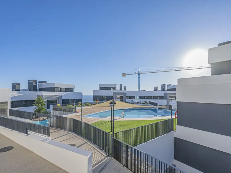 CONTEMPORARY PROPERTY WITH SEA VIEWS IN MARBELLA