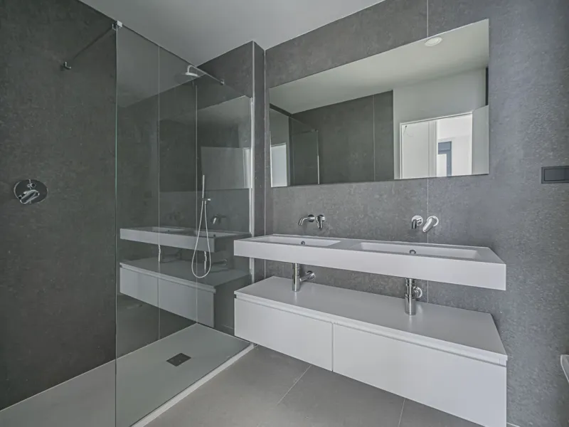CONTEMPORARY PROPERTY WITH SEA VIEWS IN MARBELLA
