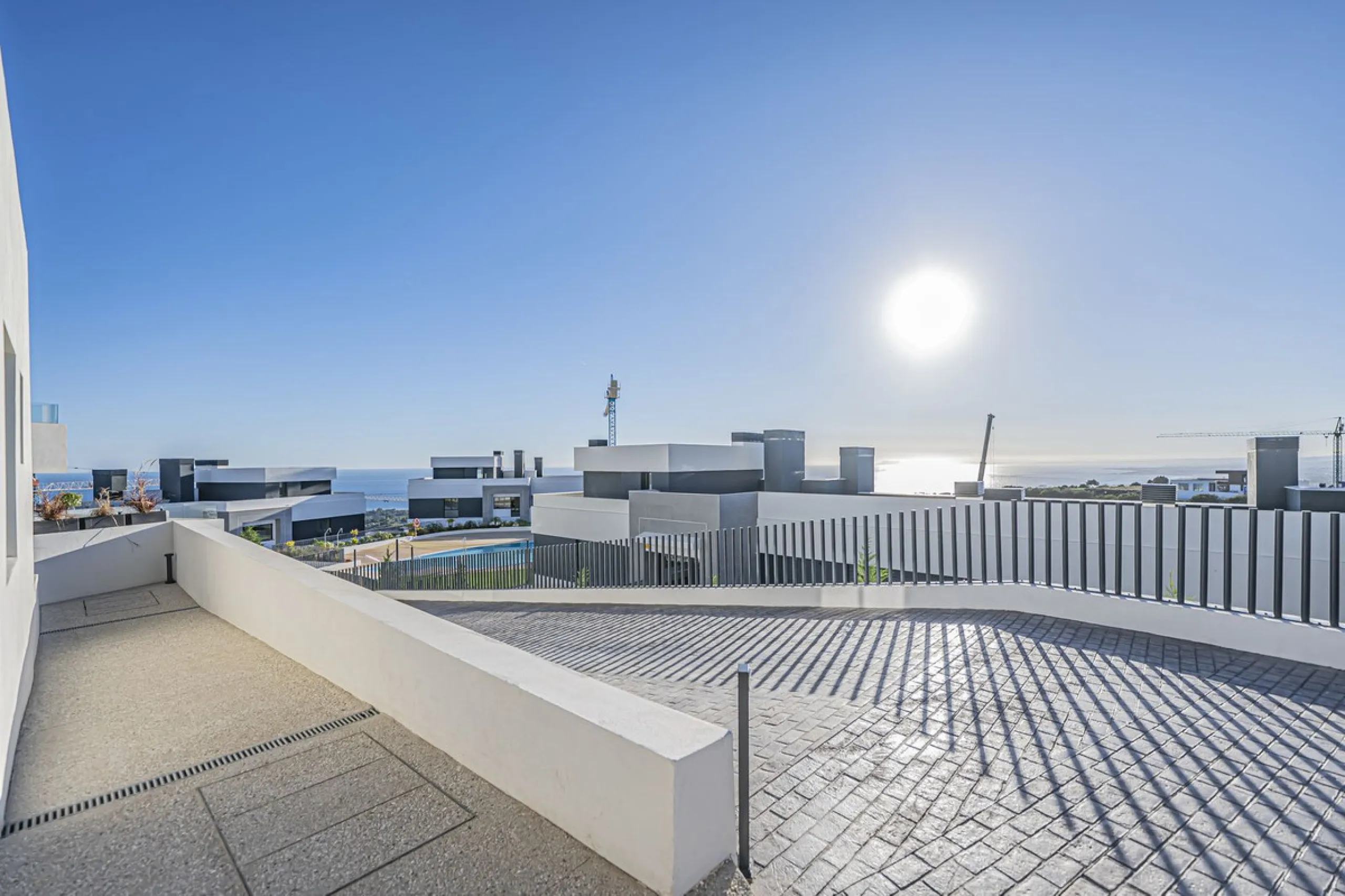 CONTEMPORARY PROPERTY WITH SEA VIEWS IN MARBELLA