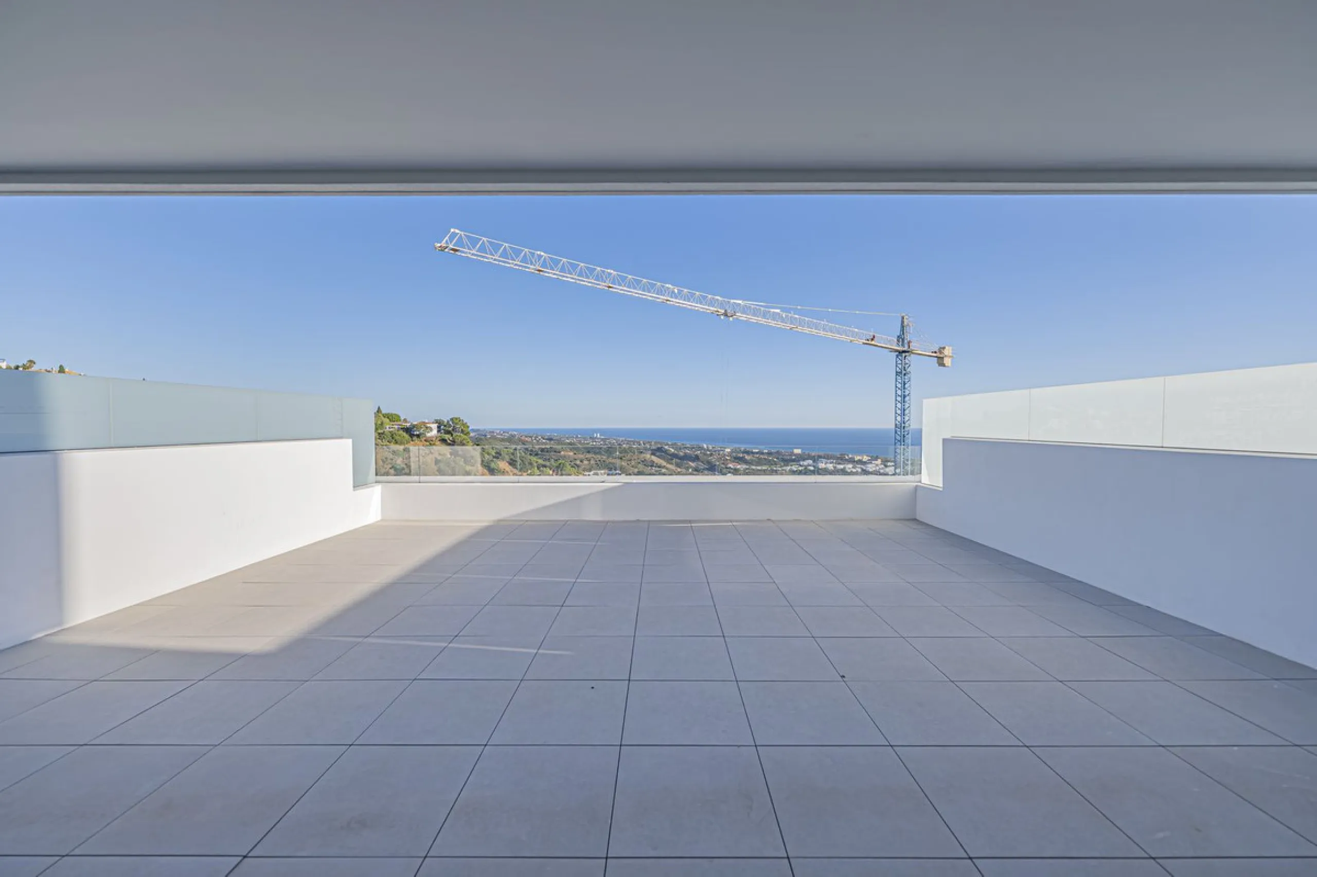 CONTEMPORARY PROPERTY WITH SEA VIEWS IN MARBELLA