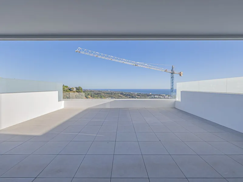 CONTEMPORARY PROPERTY WITH SEA VIEWS IN MARBELLA