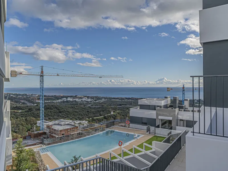 CONTEMPORARY PROPERTY WITH SEA VIEWS IN MARBELLA