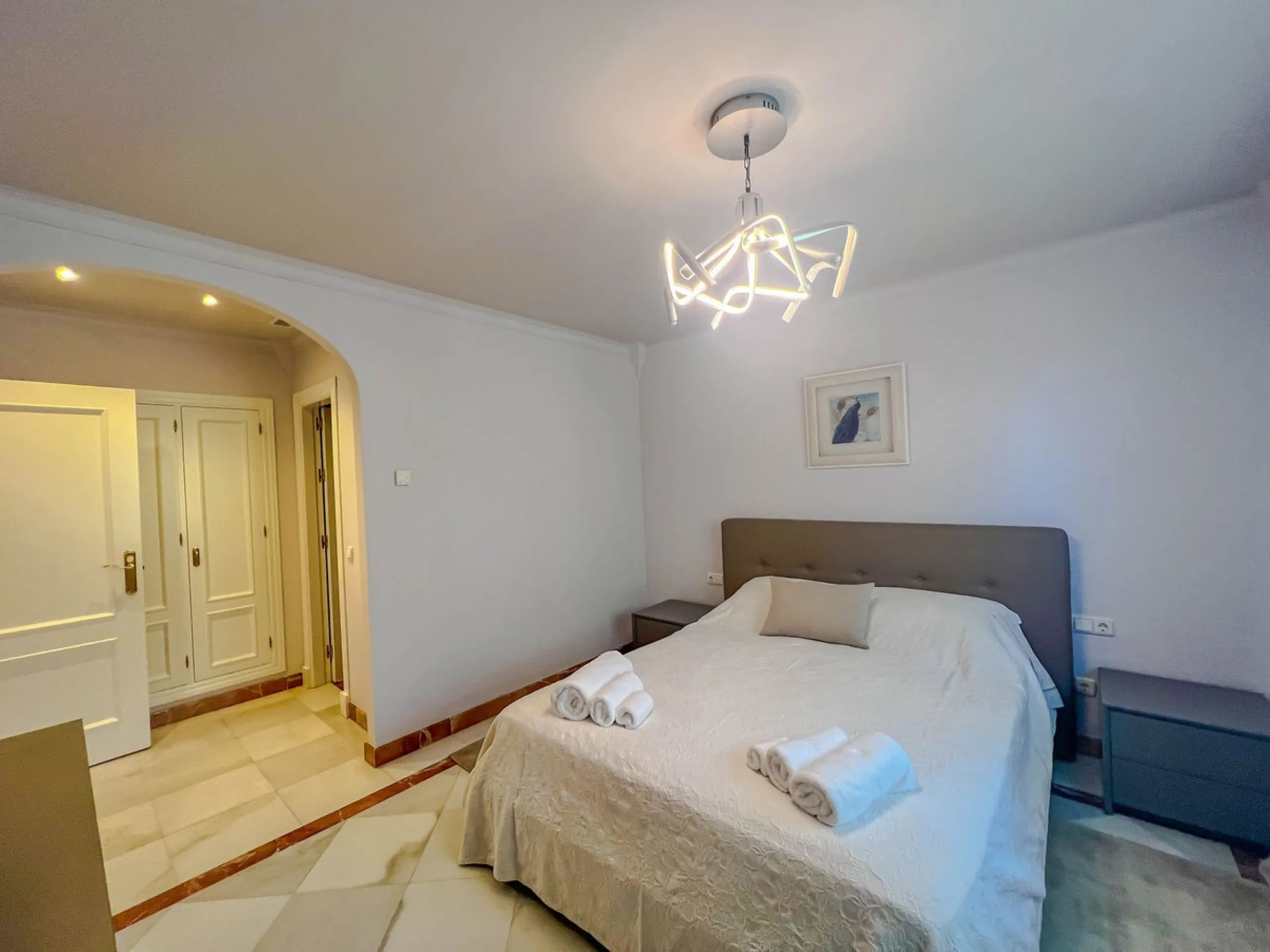 IMPRESSIVE 5-BEDROOM VILLA IN LOS FLAMINGOS, BENAHAVÍS