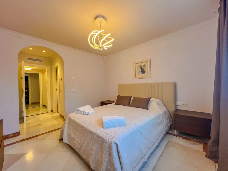 IMPRESSIVE 5-BEDROOM VILLA IN LOS FLAMINGOS, BENAHAVÍS