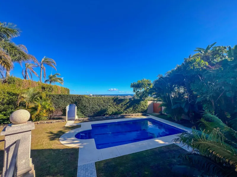IMPRESSIVE 5-BEDROOM VILLA IN LOS FLAMINGOS, BENAHAVÍS