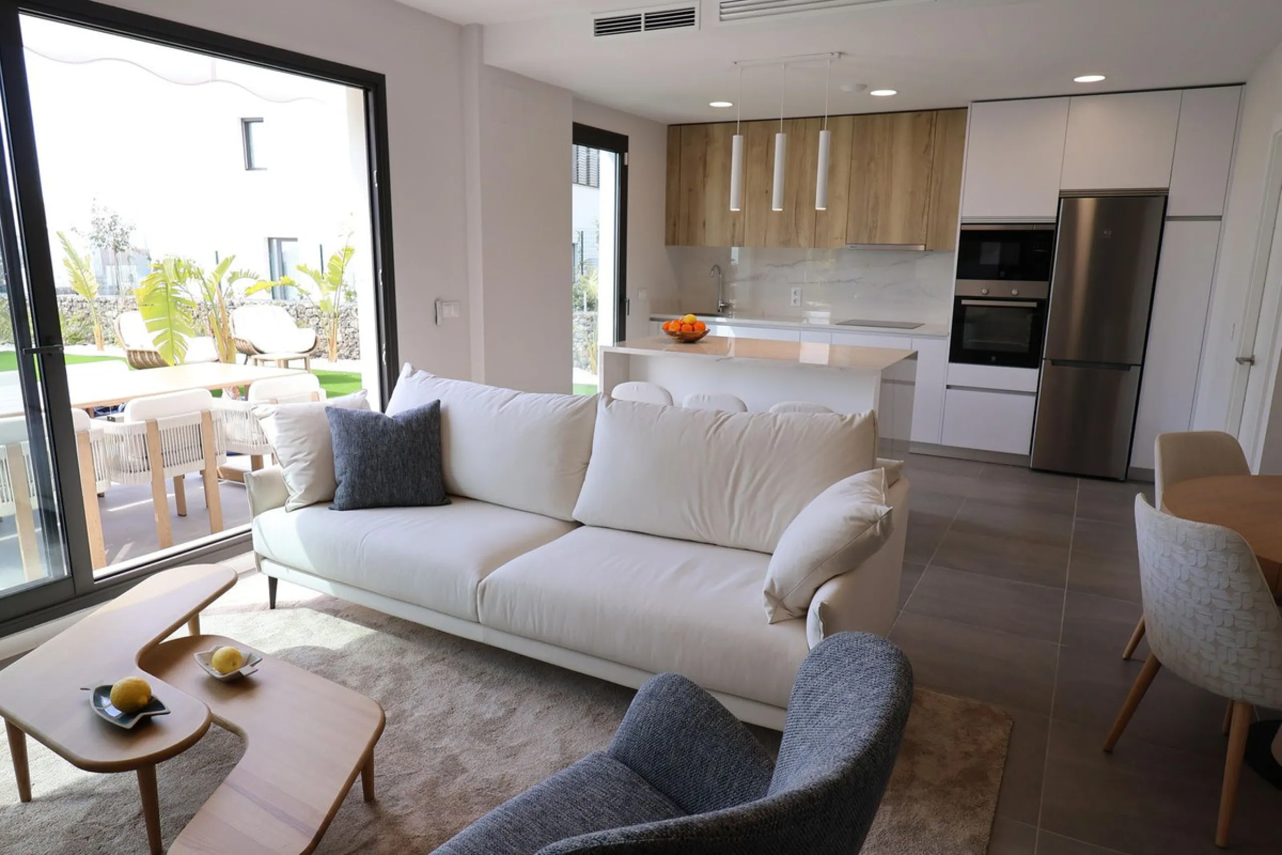 This brand new 3-bedroom, 3-bathroom semi-detached home is located within the contemporary Alya development in Riviera del Sol, Mijas, offering beautiful views of the Mediterranean and a lifestyle designed around comfort and outdoor living on the Costa de