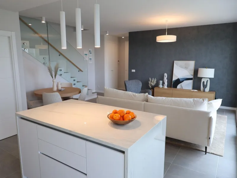 This brand new 3-bedroom, 3-bathroom semi-detached home is located within the contemporary Alya development in Riviera del Sol, Mijas, offering beautiful views of the Mediterranean and a lifestyle designed around comfort and outdoor living on the Costa de