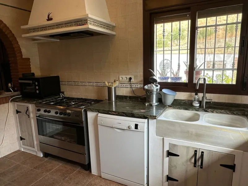 Beautiful Villa for Sale in Álora with DAFO – Perfect to Live, Invest, or Rent Out