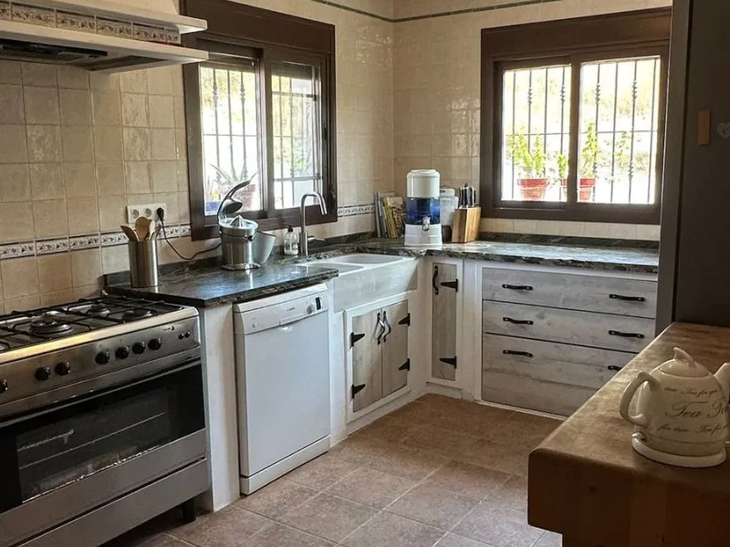 Beautiful Villa for Sale in Álora with DAFO – Perfect to Live, Invest, or Rent Out