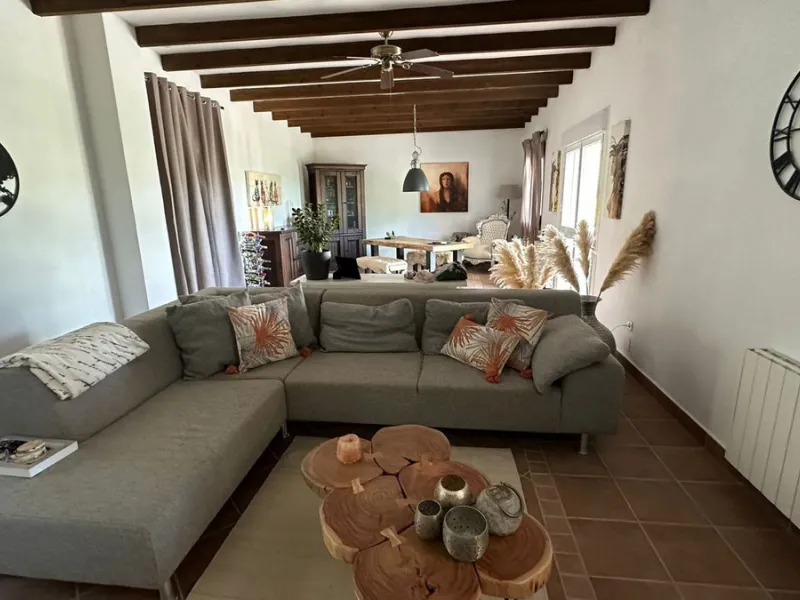 Beautiful Villa for Sale in Álora with DAFO – Perfect to Live, Invest, or Rent Out