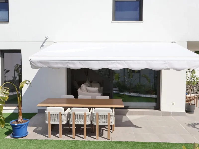 This brand new 3-bedroom, 3-bathroom semi-detached home is located within the contemporary Alya development in Riviera del Sol, Mijas, offering beautiful views of the Mediterranean and a lifestyle designed around comfort and outdoor living on the Costa de