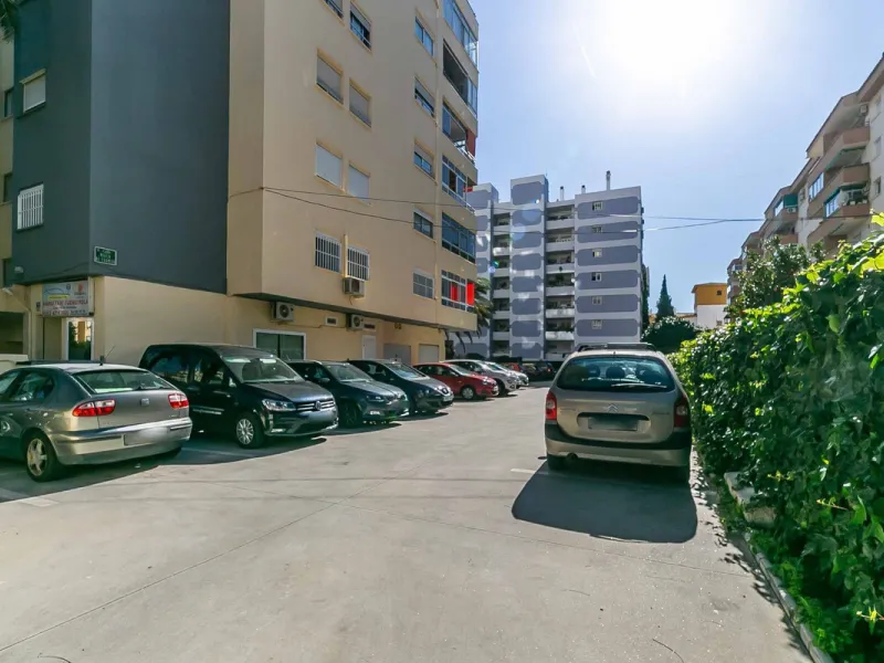 Refurbished flat with Scandinavian design in Fuengirola - Zona Recinto Ferial