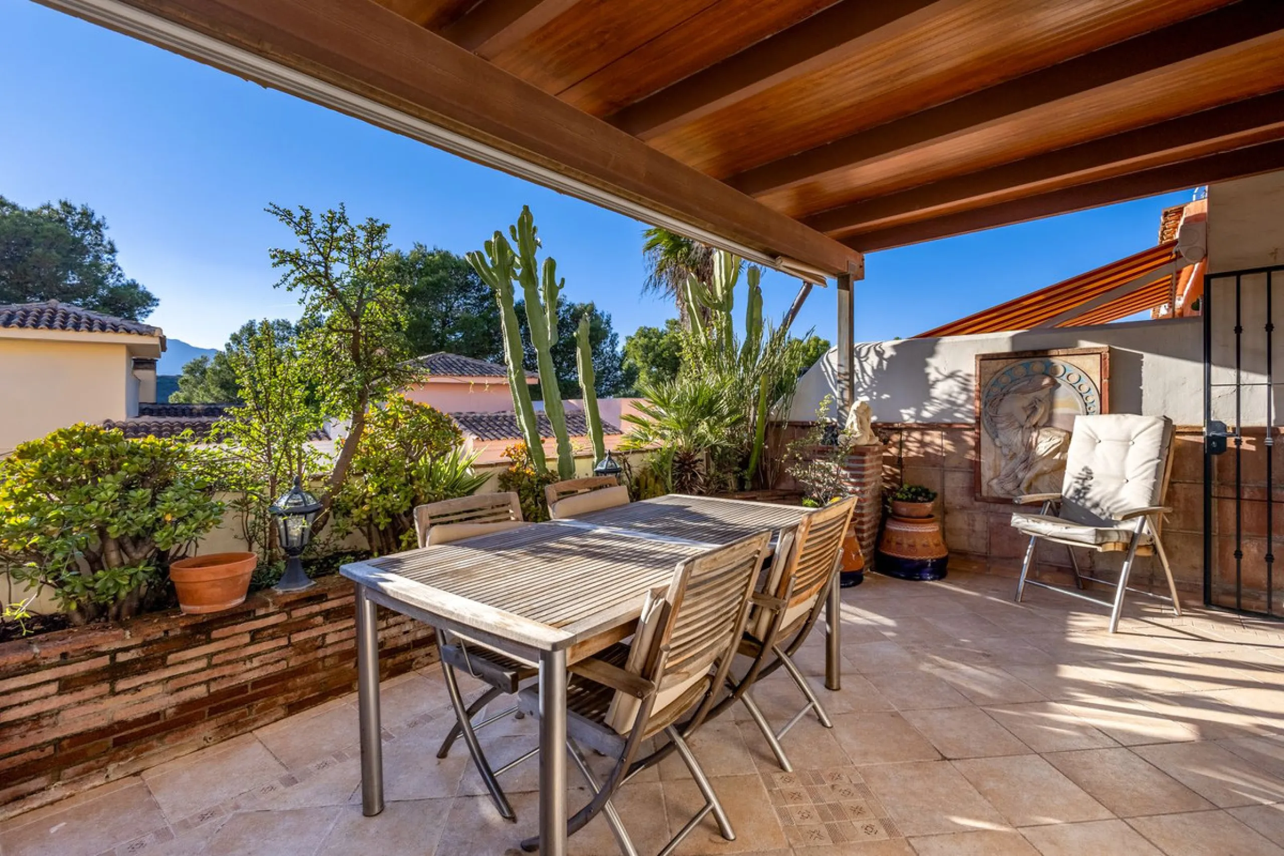 House - Townhouse в продаже в Alhaurín el Grande, Málaga. В доме 2 спален и 2 ванных комнат. Площадь дома 129 м²
