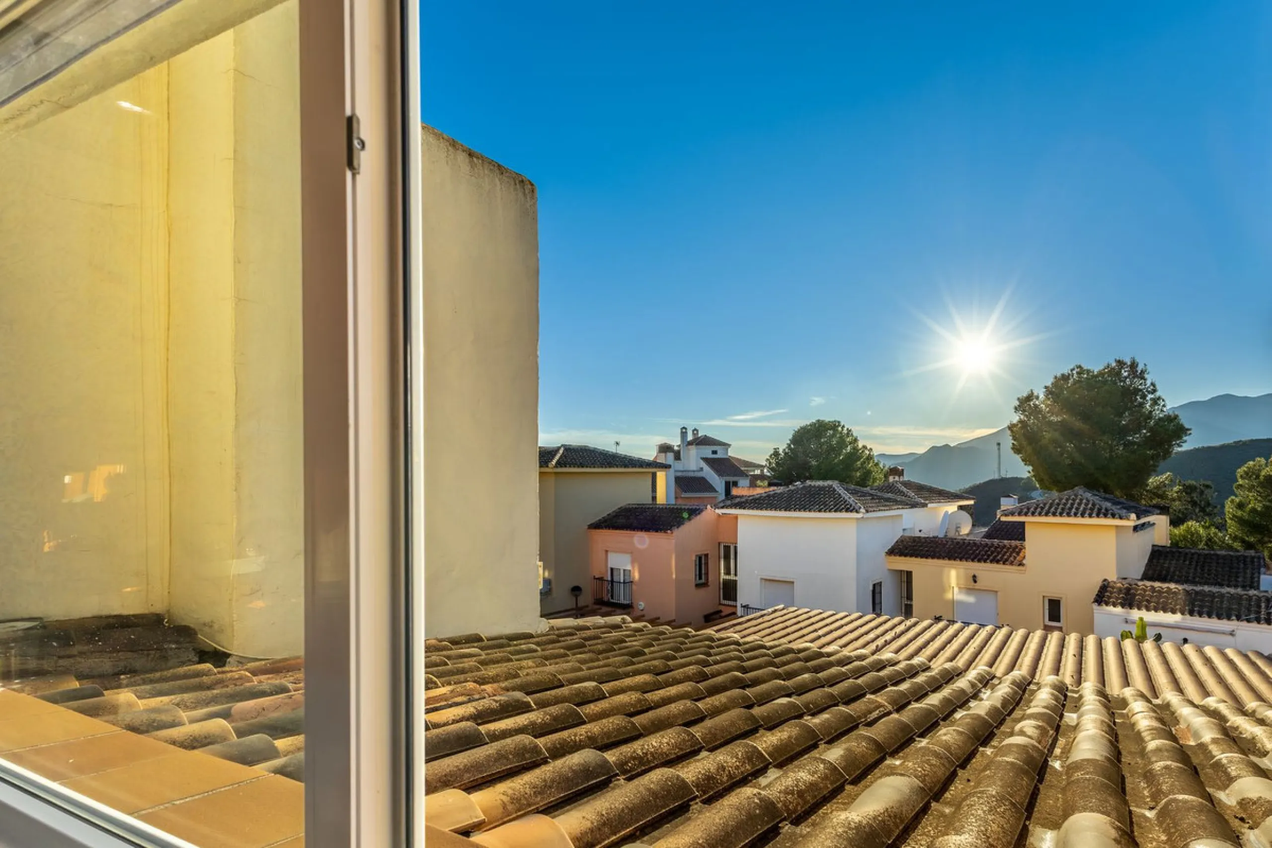 House - Townhouse в продаже в Alhaurín el Grande, Málaga. В доме 2 спален и 2 ванных комнат. Площадь дома 129 м²