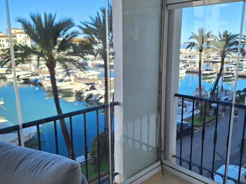 Middle Floor Apartment, La Duquesa, Costa del Sol.