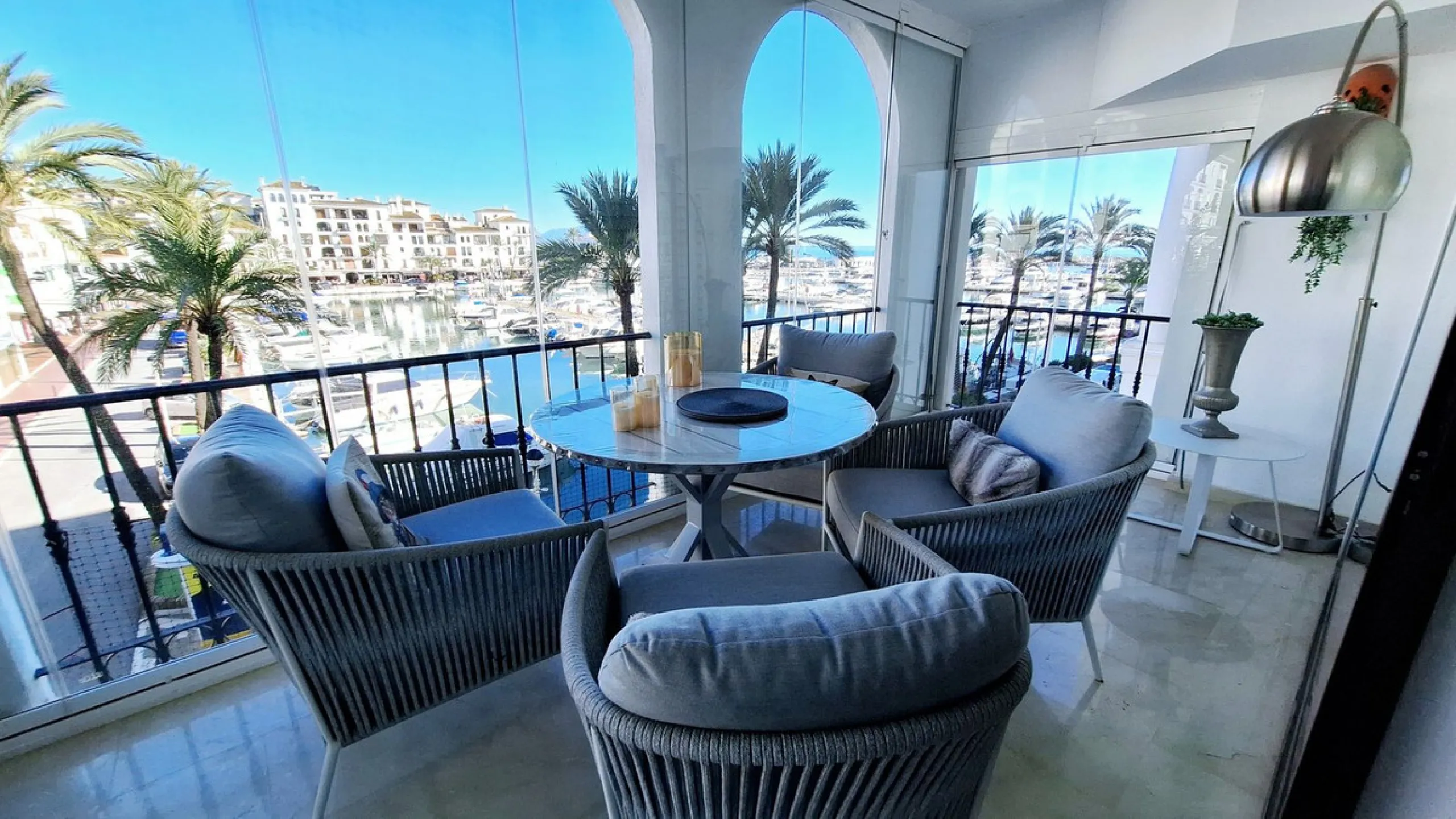 Middle Floor Apartment, La Duquesa, Costa del Sol.
