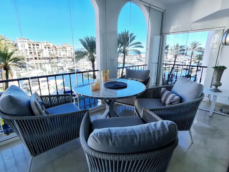 Middle Floor Apartment, La Duquesa, Costa del Sol.