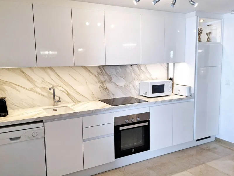 Middle Floor Apartment, La Duquesa, Costa del Sol.