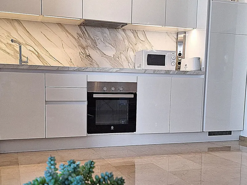 Middle Floor Apartment, La Duquesa, Costa del Sol.