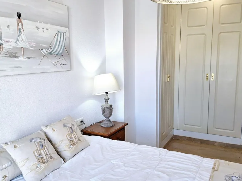 Middle Floor Apartment, La Duquesa, Costa del Sol.