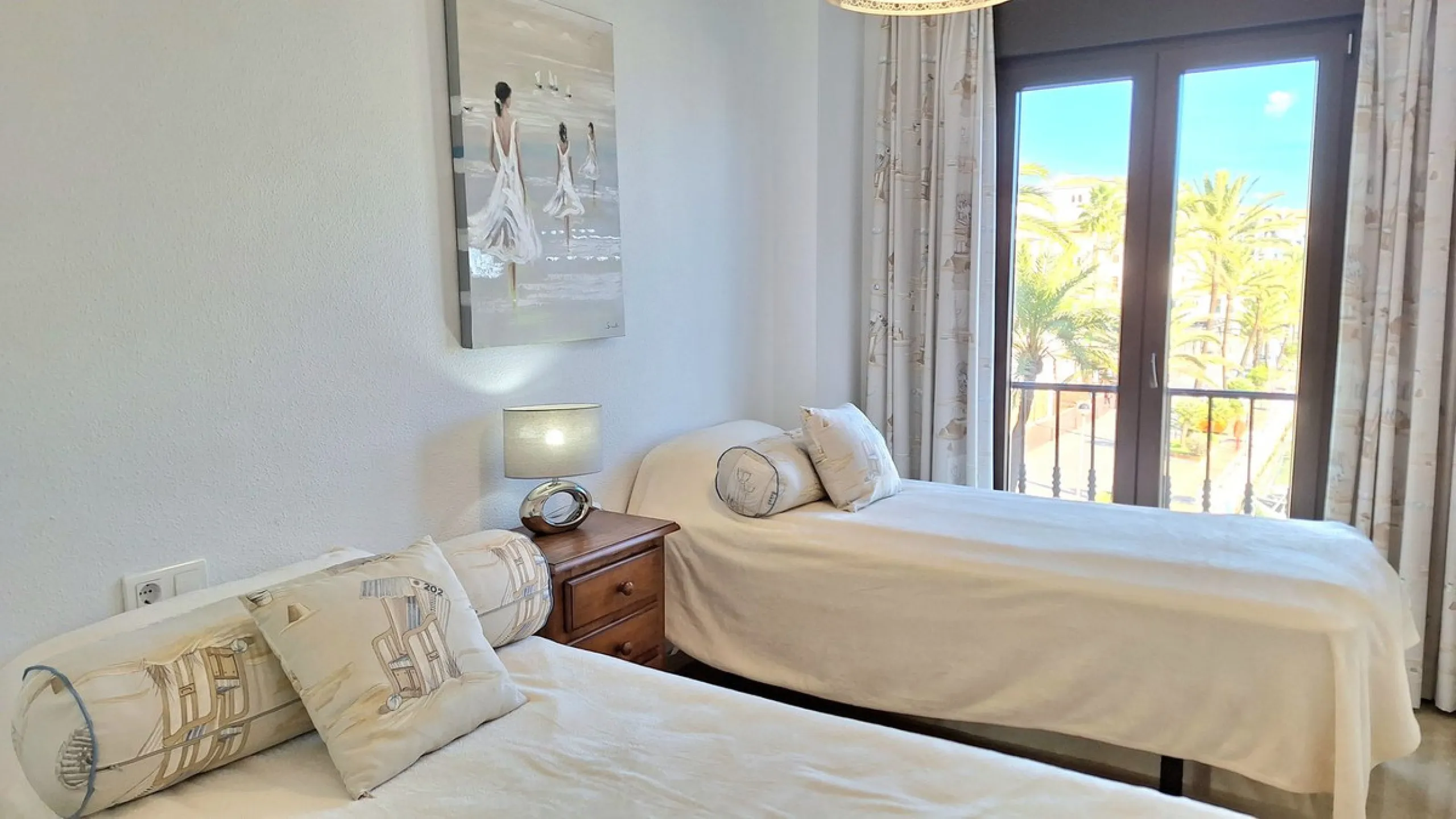 Middle Floor Apartment, La Duquesa, Costa del Sol.