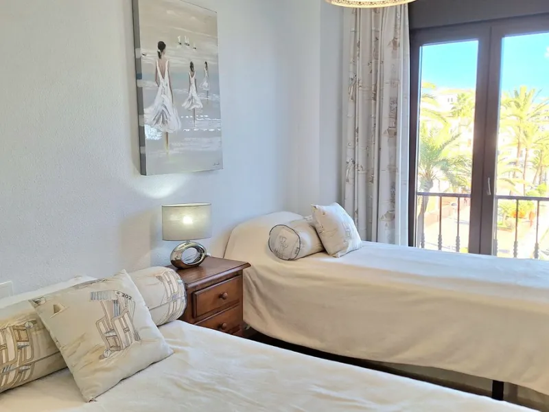 Middle Floor Apartment, La Duquesa, Costa del Sol.