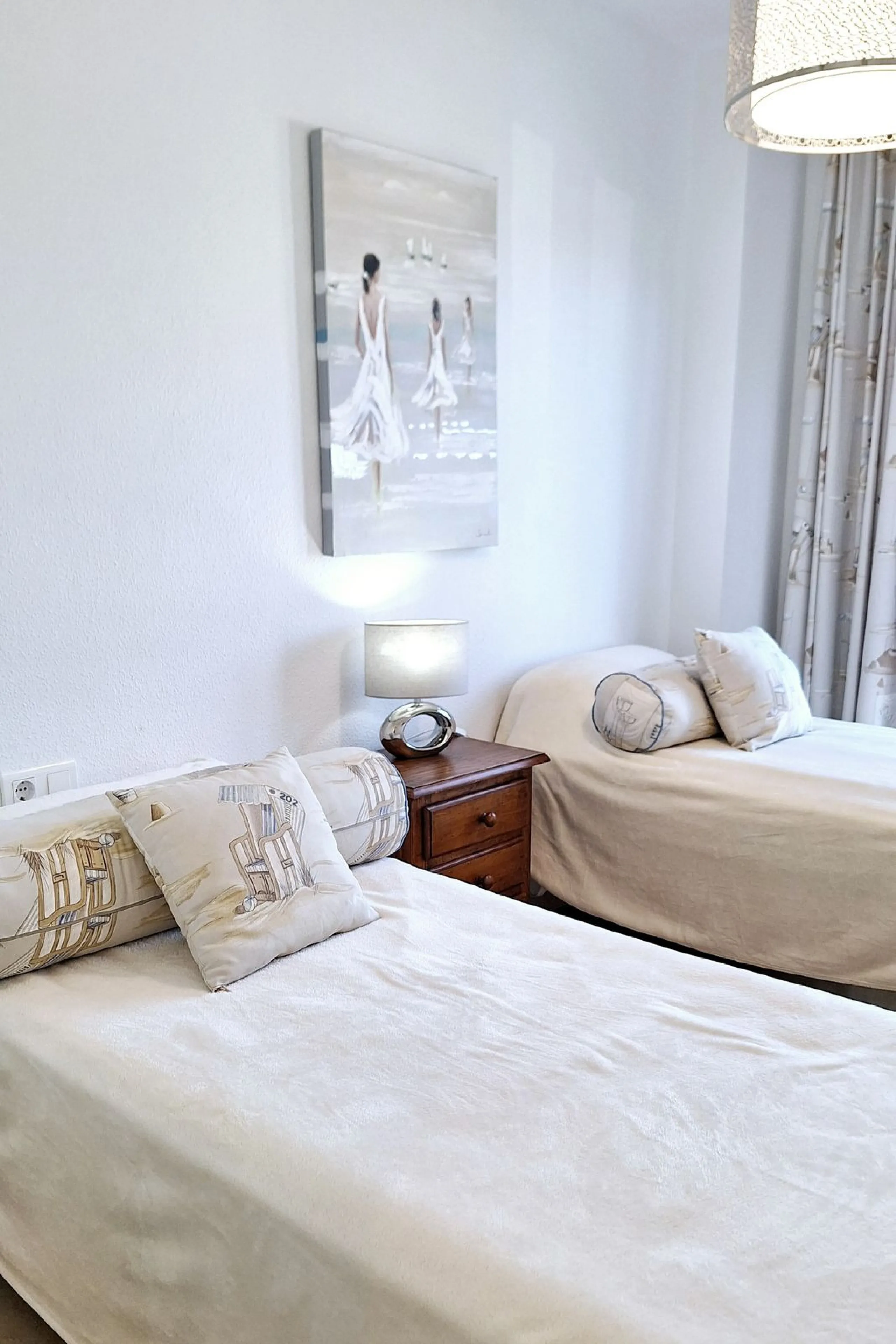 Middle Floor Apartment, La Duquesa, Costa del Sol.