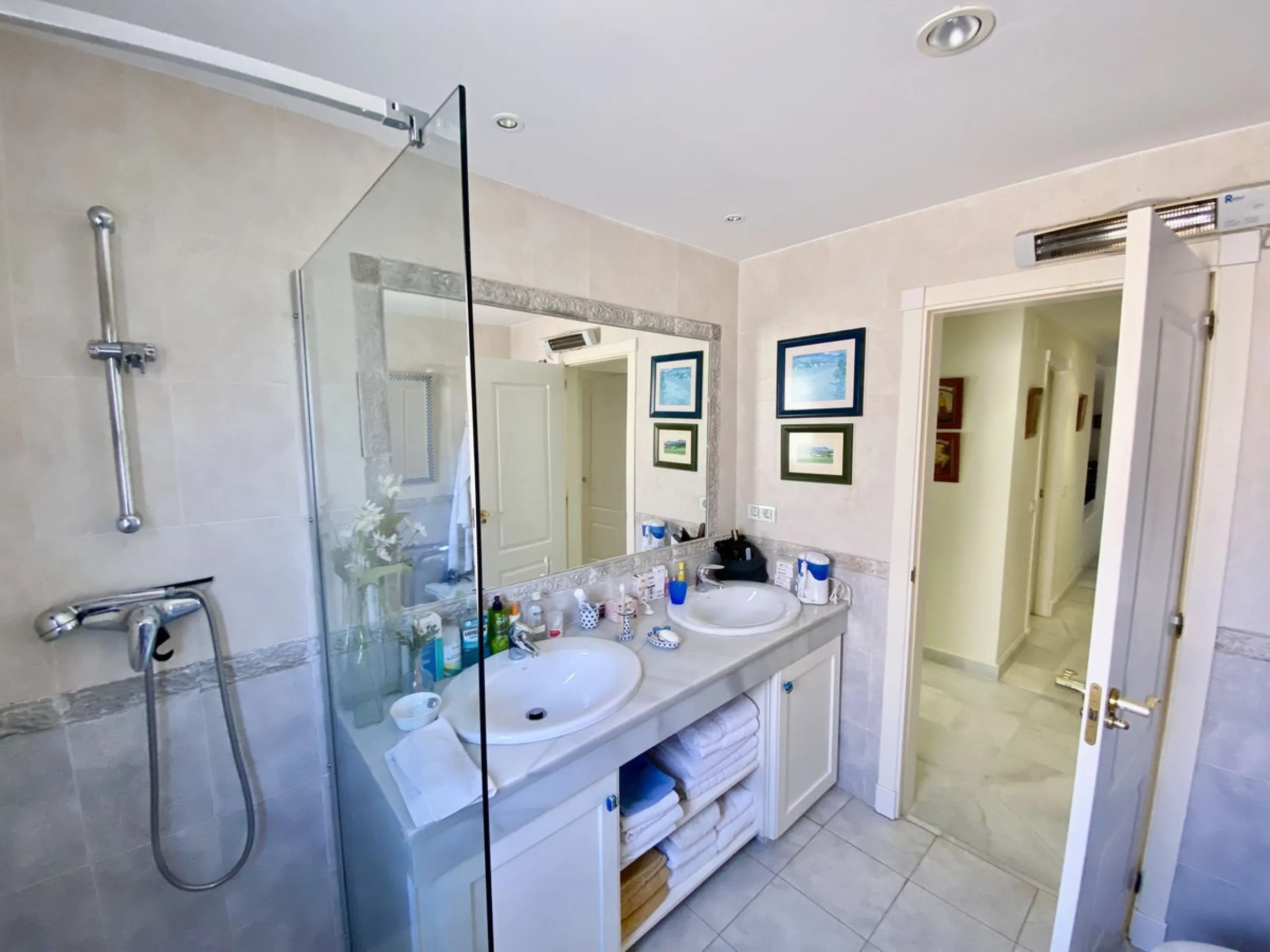 Middle Floor Apartment, Hacienda del Sol, Costa del Sol.