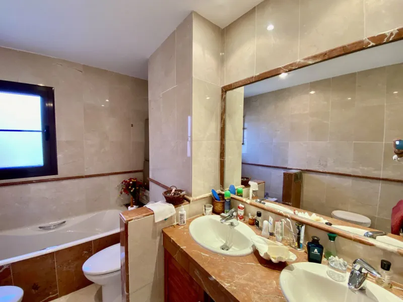 Middle Floor Apartment, Hacienda del Sol, Costa del Sol.