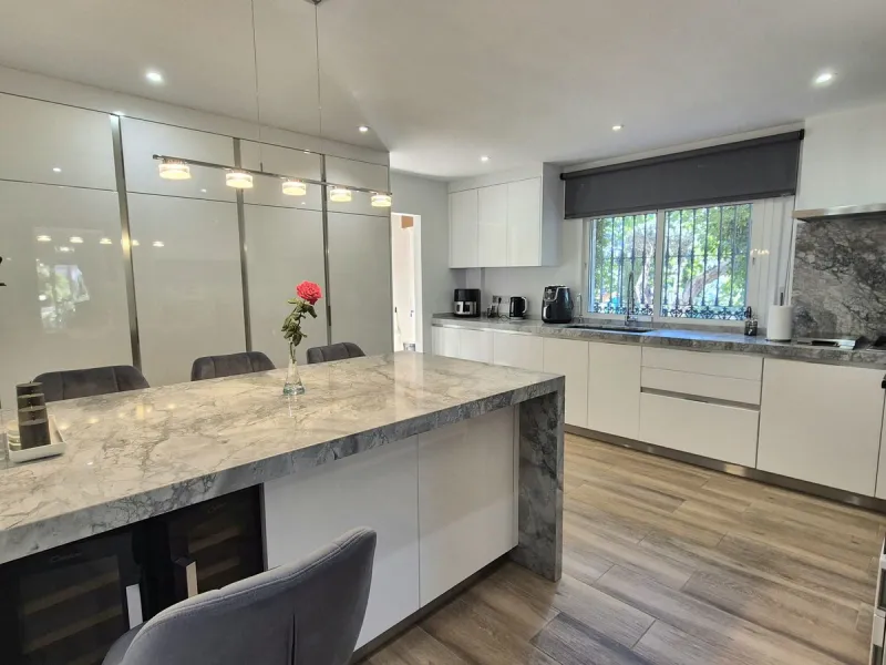 For Sale – Spacious and luxurious villa on the outskirts of Coín, Málaga.