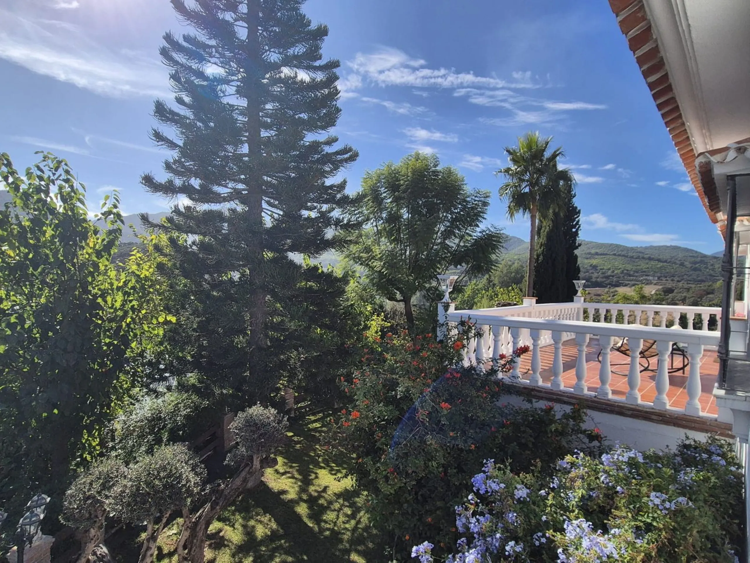 For Sale – Spacious and luxurious villa on the outskirts of Coín, Málaga.